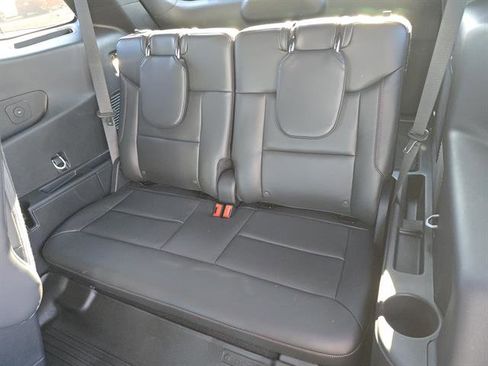 Used 2025 Ford Explorer ST image 11