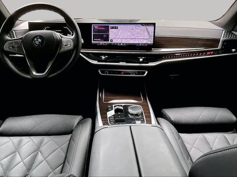 Certified 2026 BMW X7 xDrive40i AWD/4WD image 15