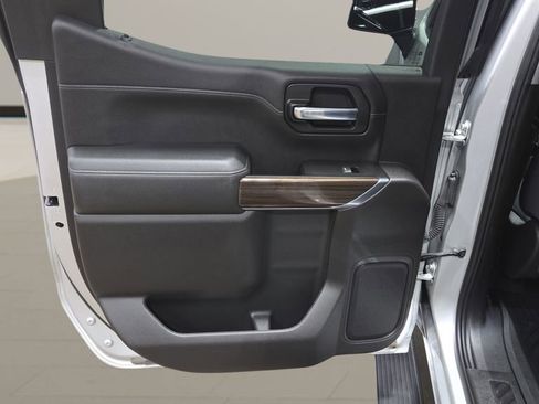 Used 2020 Chevrolet Silverado 1500 RST AWD/4WD image 18