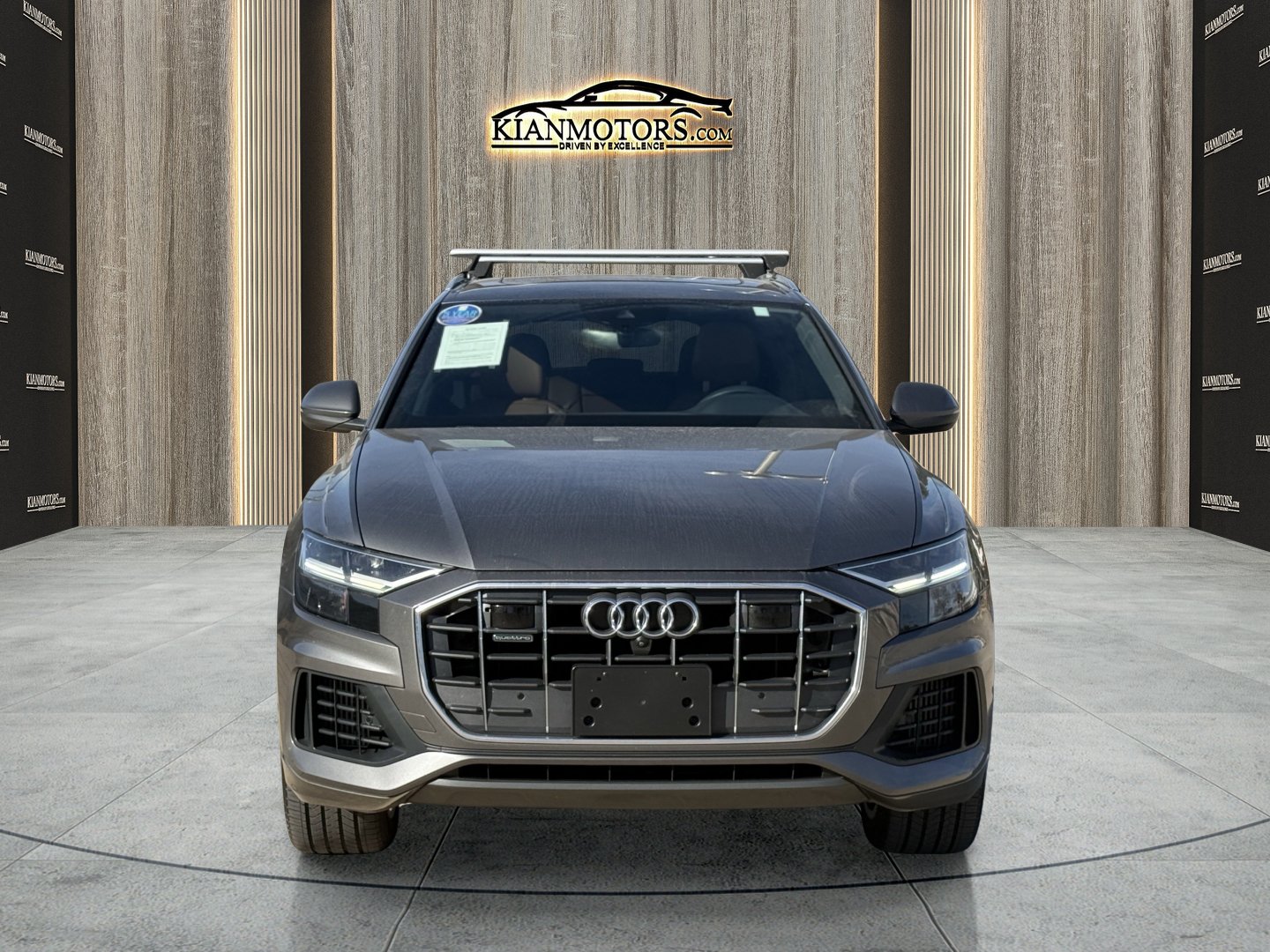 Used 2019 Audi Q8 Premium Plus w/ Premium Plus AWD/4WD image 2