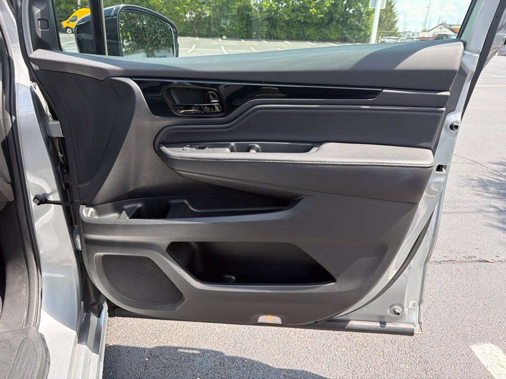Certified 2025 Honda Odyssey Elite image 26