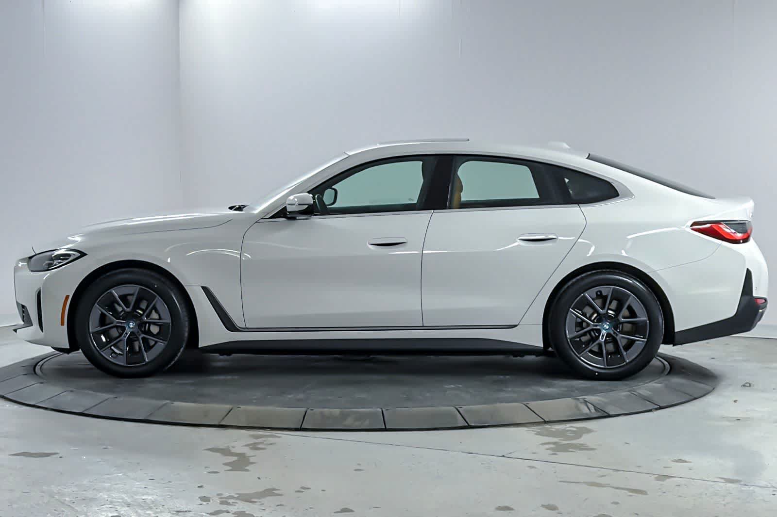 Used 2024 BMW i4 eDrive35 w/ Convenience Package RWD image 5