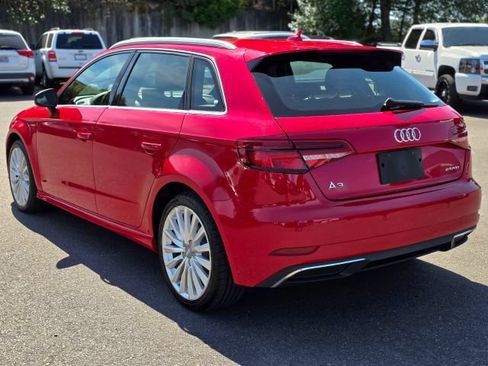 Used 2017 Audi A3 e-tron Premium Plus w/ Technology Package FWD image 5
