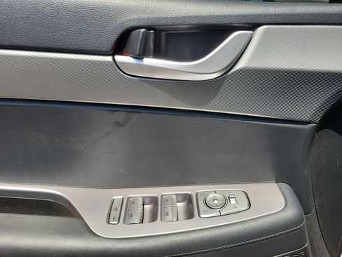 Used 2022 Hyundai Palisade SE FWD image 5