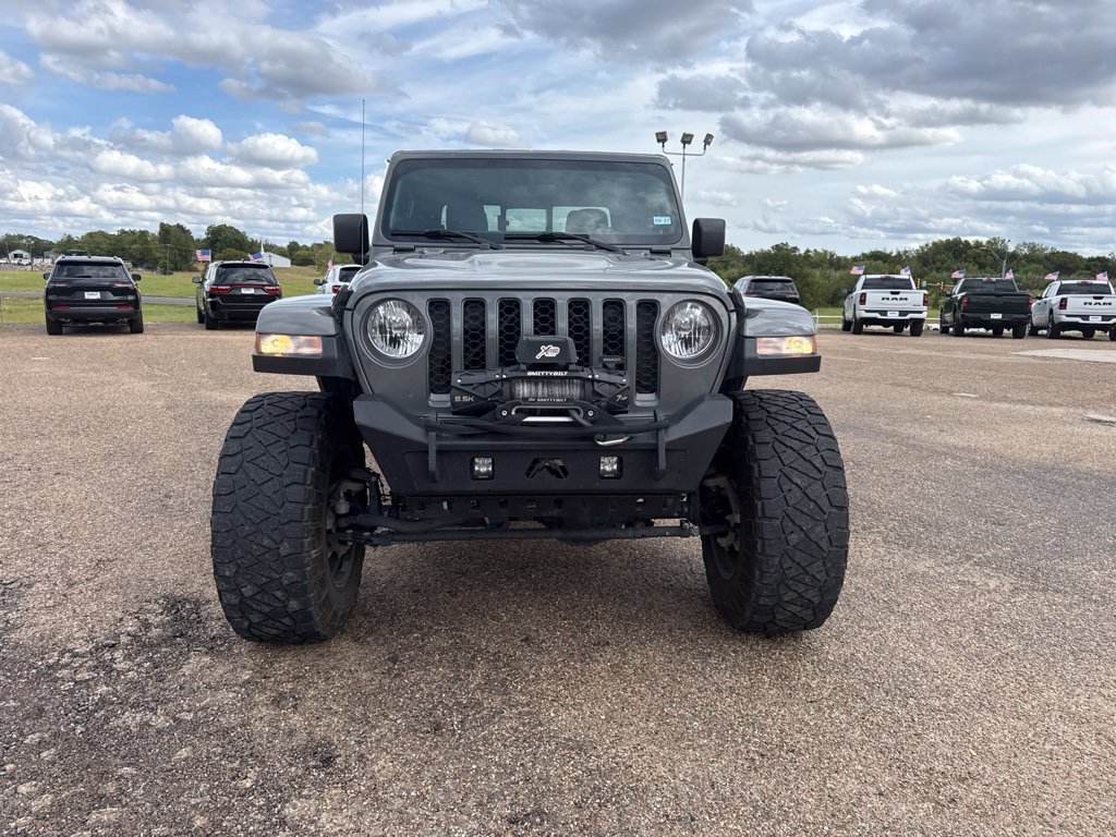 Used 2020 Jeep Gladiator Rubicon AWD/4WD image 2