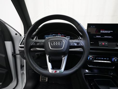 Used 2023 Audi SQ5 Premium Plus w/ Premium Plus Package image 4