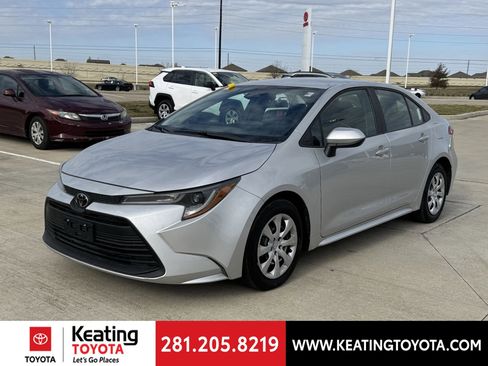 Used 2024 Toyota Corolla LE image 7