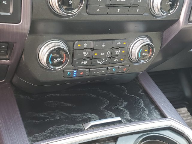 Used 2020 Ford F350 Limited AWD/4WD image 31