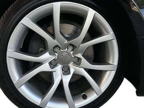 Used 2011 Audi A5 2.0T Premium image 38