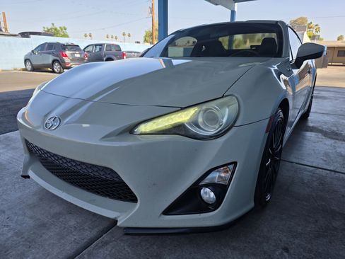 Used 2016 Scion FR-S RWD image 6