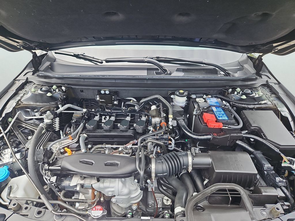 Used 2025 Honda Accord LX image 28
