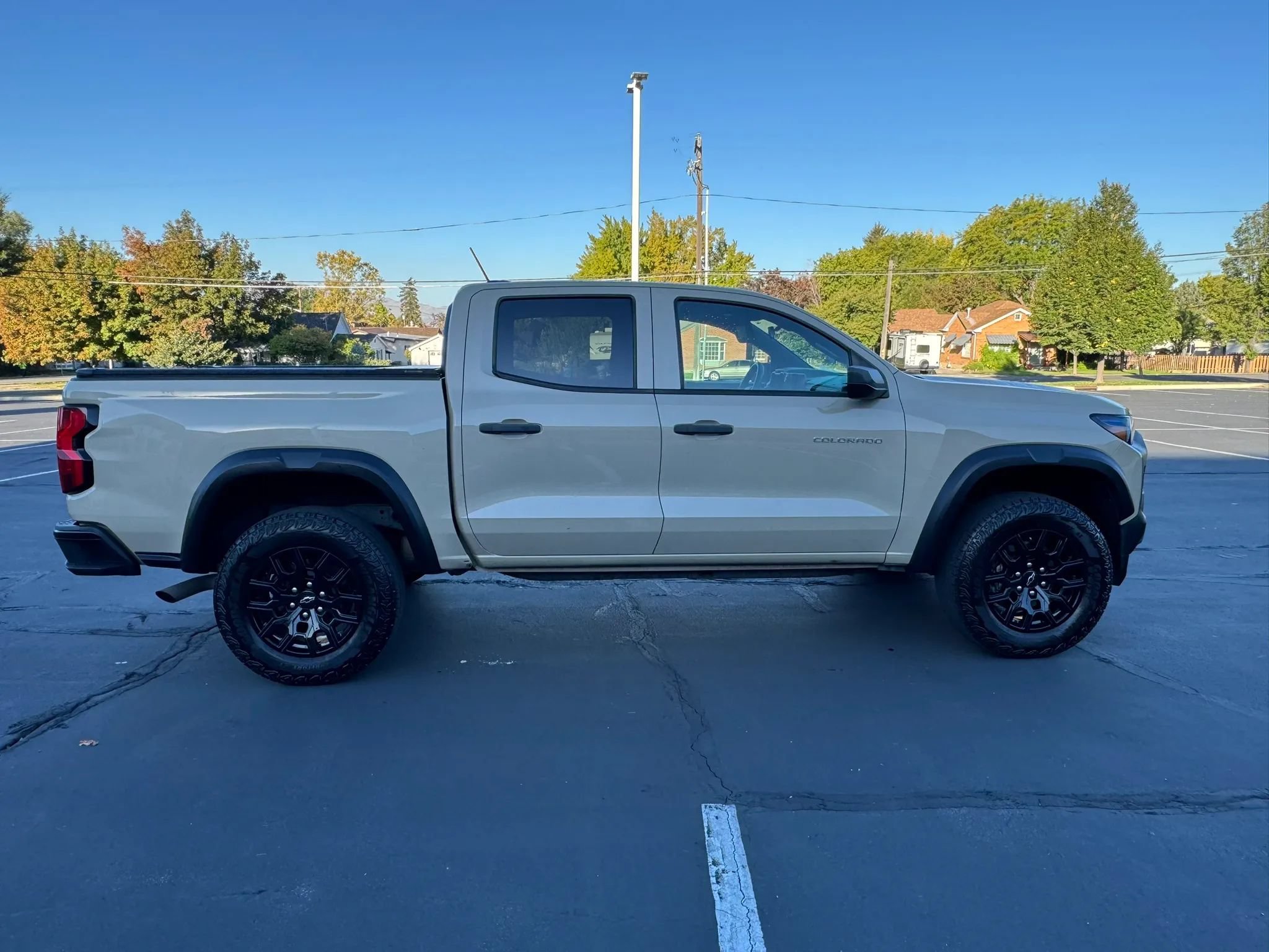 Used 2023 Chevrolet Colorado Trail Boss w/ Advanced Trailering Package AWD/4WD image 8