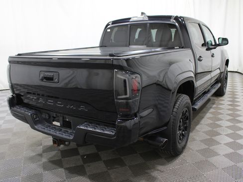 Used 2020 Toyota Tacoma SR image 27