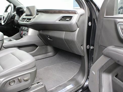 Used 2024 Chevrolet Tahoe Z71 w/ Z71 Off-Road Package AWD/4WD image 33