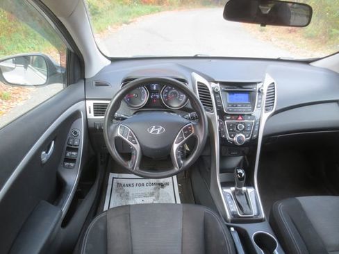 Used 2014 Hyundai Elantra GT image 9