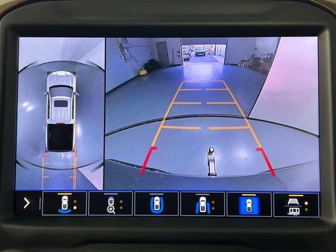 Used 2020 Chevrolet Silverado 1500 High Country image 22