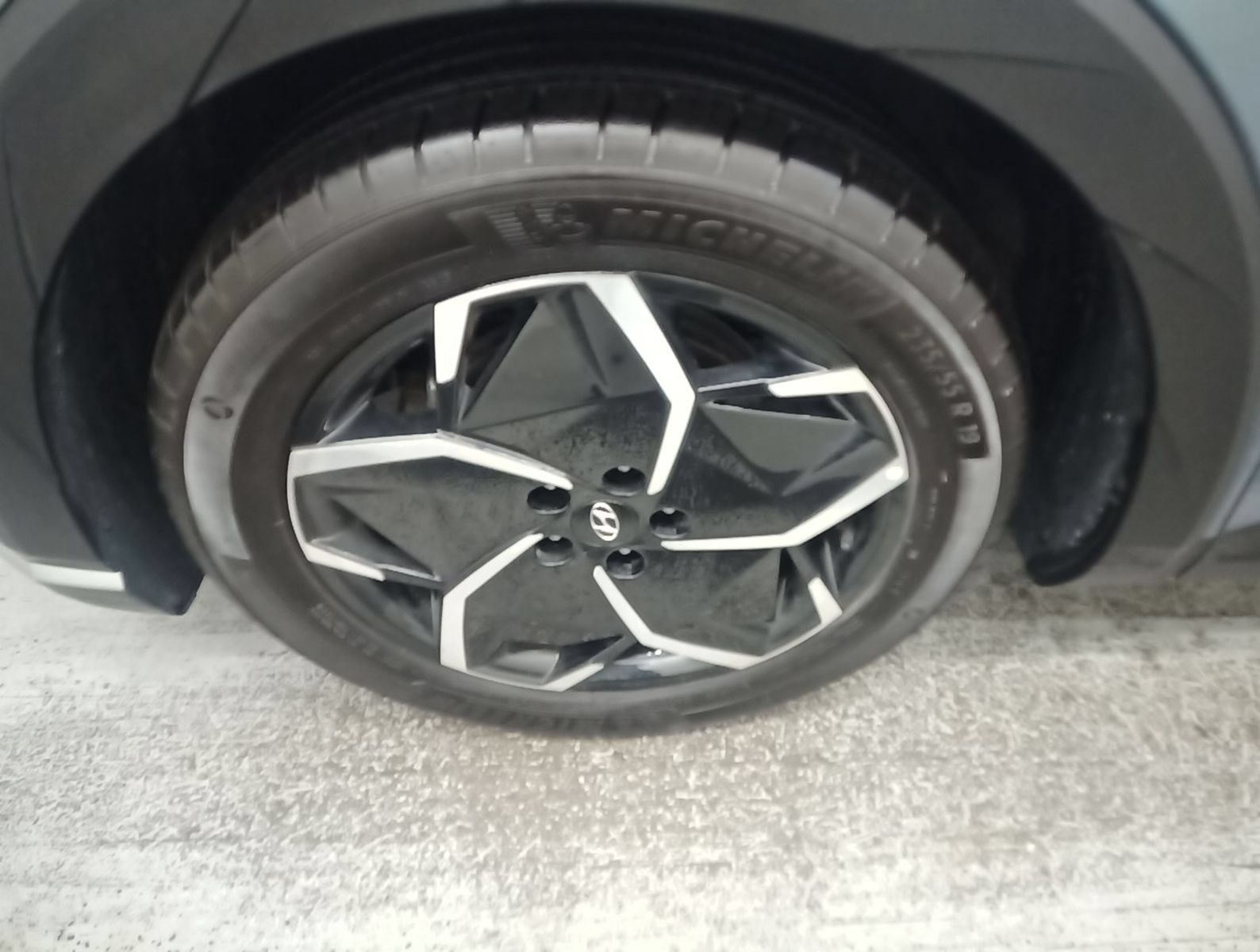 Used 2024 Hyundai Ioniq 5 SEL RWD image 8