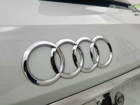 Used 2023 Audi Q7 3.0T Premium Plus w/ Premium Plus Package AWD/4WD image 18