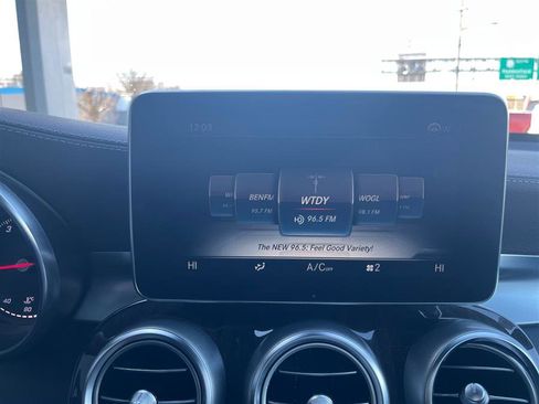 Used 2017 Mercedes-Benz GLC 300 4MATIC image 20