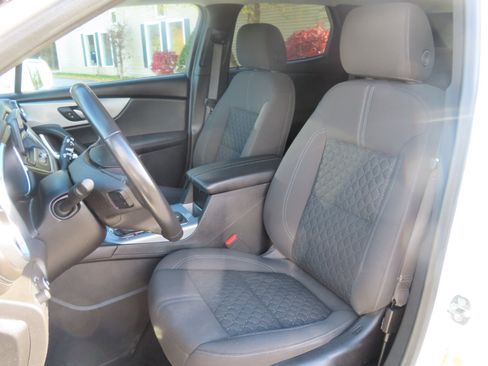 Used 2020 Chevrolet Blazer LT image 11