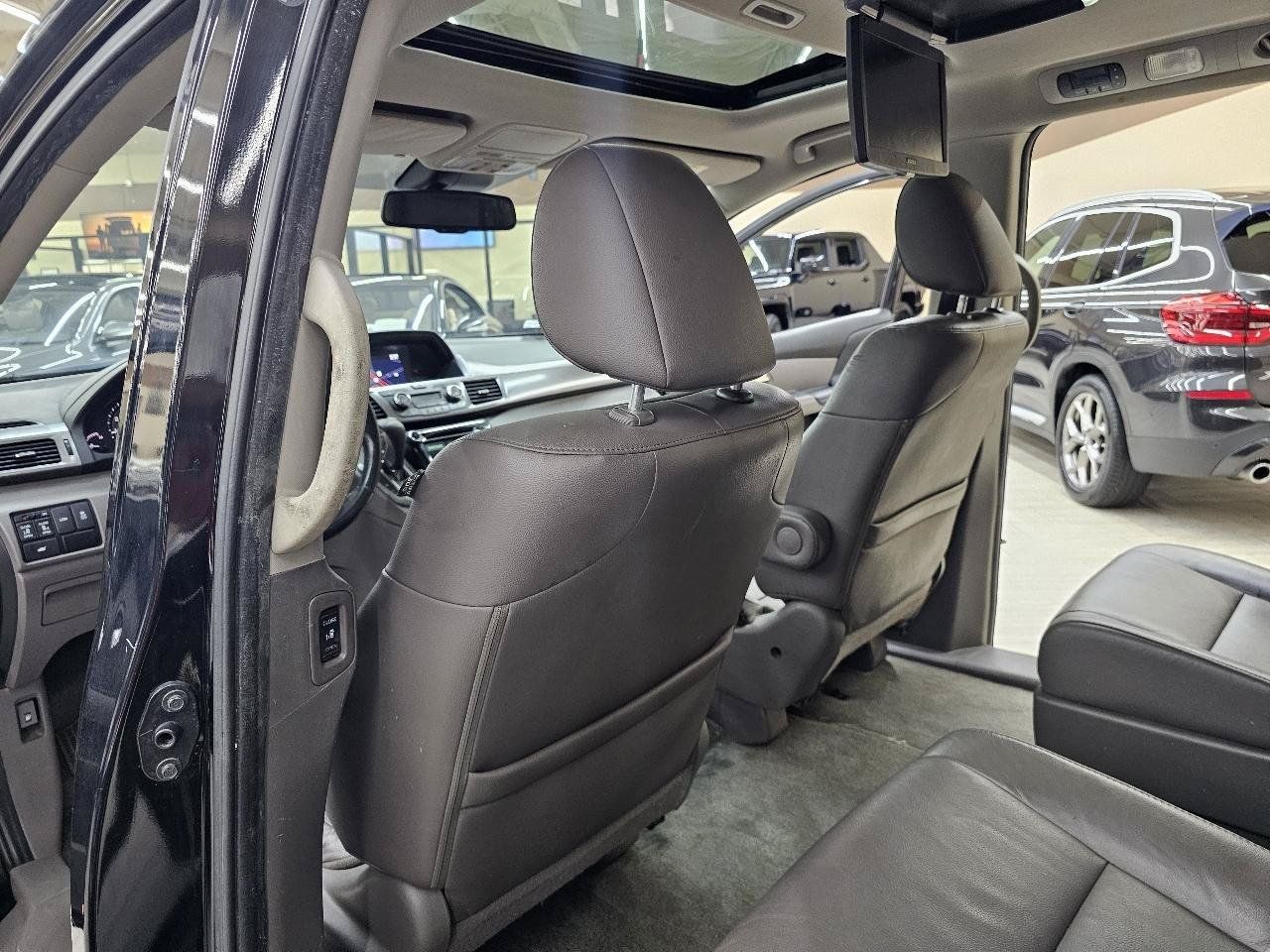 Used 2015 Honda Odyssey EX-L image 25