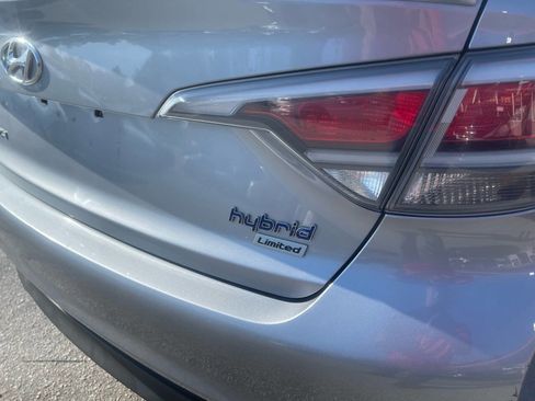 Used 2016 Hyundai Sonata Limited image 10