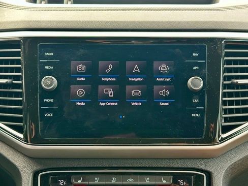 Used 2023 Volkswagen Atlas Cross Sport SEL Premium R-Line image 28