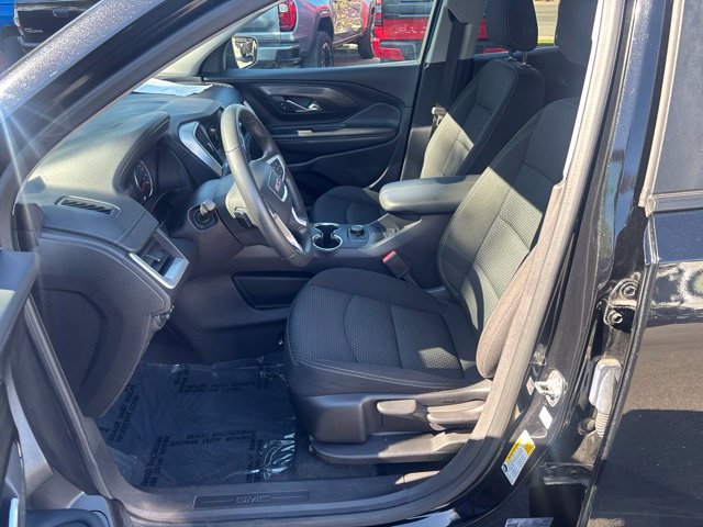 Used 2024 GMC Terrain SLE AWD/4WD image 13