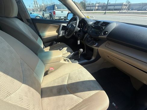 Used 2010 Toyota RAV4 4WD image 22
