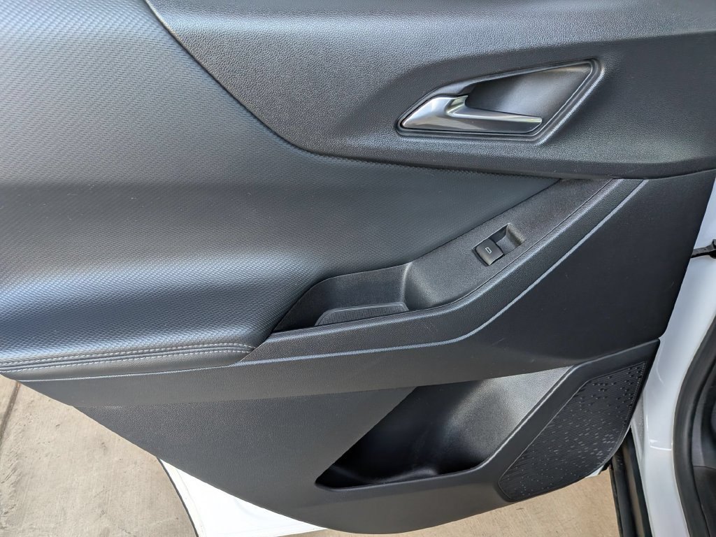 Used 2025 Chevrolet Equinox LT AWD/4WD image 25