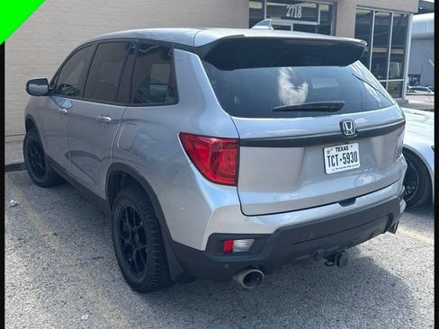 Used 2023 Honda Passport EX-L image 2