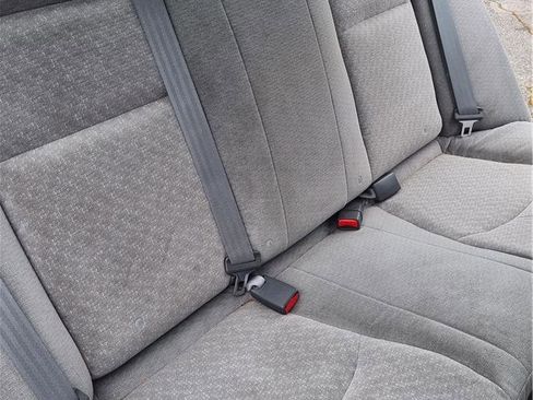 Used 2001 Honda Accord VP image 12