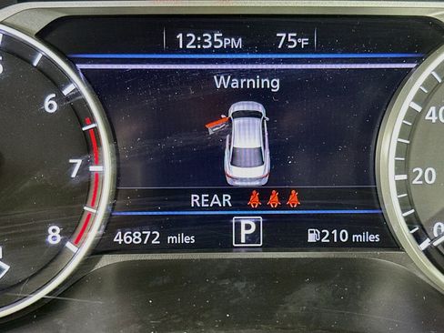 Used 2024 Nissan Sentra SV FWD image 18