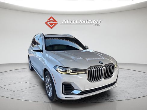 Used 2022 BMW X7 xDrive40i AWD/4WD image 2