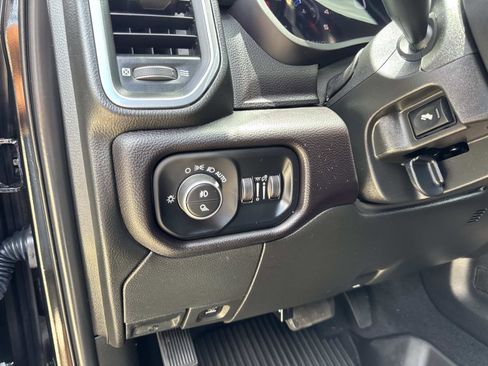 Used 2024 RAM 2500 Laramie w/ Night Edition AWD/4WD image 20