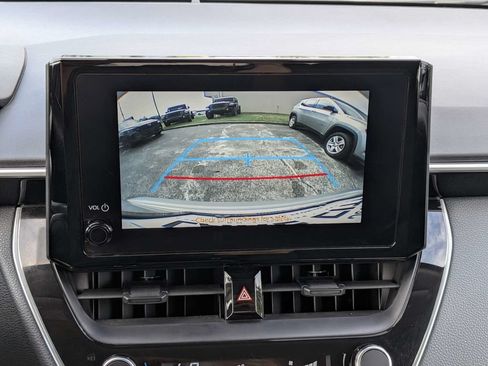 Used 2024 Toyota Corolla LE FWD image 27
