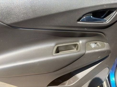 Used 2020 Chevrolet Equinox LT FWD image 32