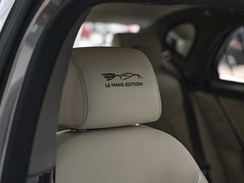 Used 2013 Bentley Mulsanne RWD image 38