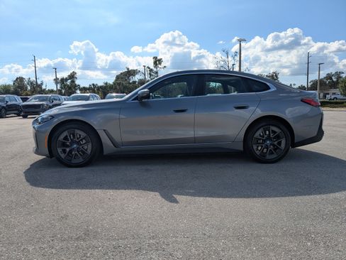 Used 2023 BMW i4 eDrive40 image 8