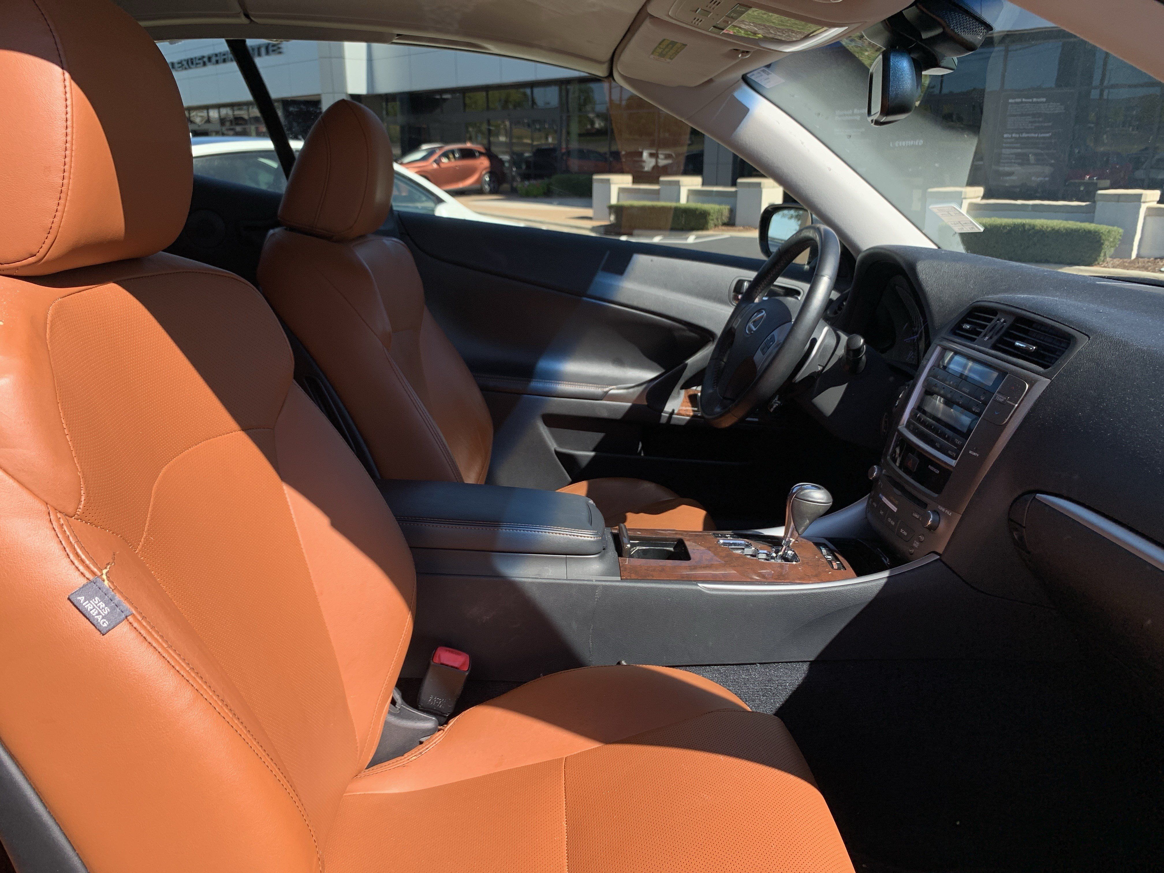 Used 2012 Lexus IS 250C w/ Luxury Pkg RWD image 34