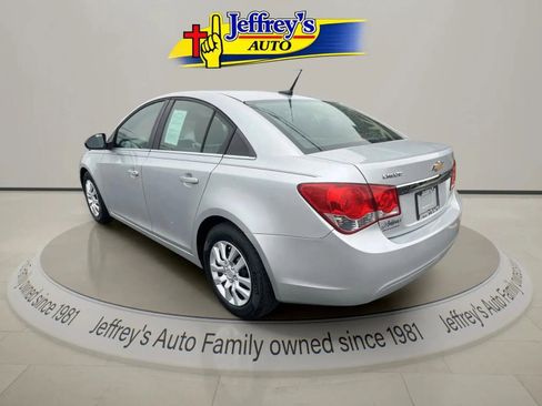 Used 2012 Chevrolet Cruze LS w/ Connectivity Package image 3