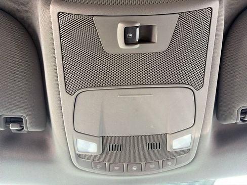 Used 2015 Ford F150 XLT w/ Equipment Group 302A Luxury AWD/4WD image 17