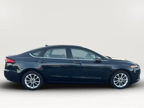 Used 2020 Ford Fusion SEL image 2