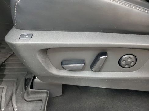 Used 2023 INFINITI QX60 Sensory w/ Cargo Package image 21