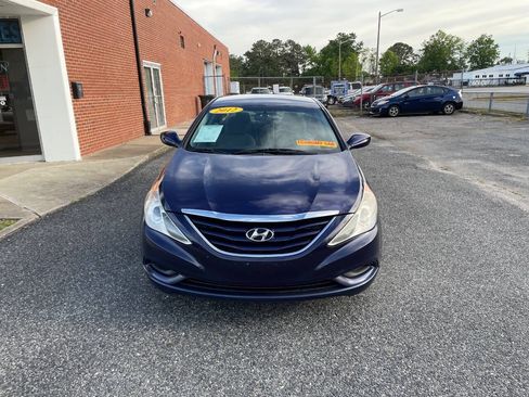 Used 2012 Hyundai Sonata GLS w/ Popular Equipment Pkg FWD image 2