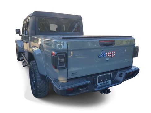 Used 2023 Jeep Gladiator Sport AWD/4WD image 3