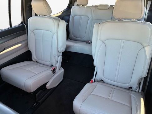 New 2026 Jeep Grand Wagoneer Limited AWD/4WD image 22