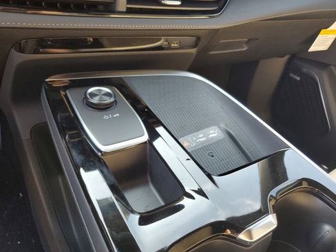 New 2026 Buick Enclave Preferred w/ Power Package FWD image 23