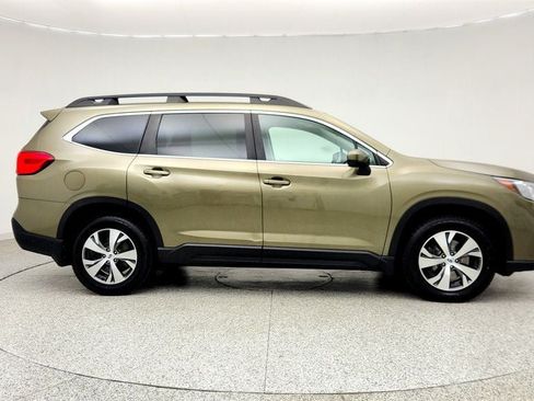 Used 2022 Subaru Ascent Premium w/ Convenience Package AWD/4WD image 4