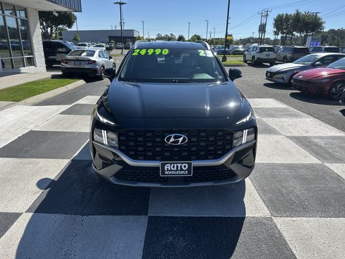 Used 2023 Hyundai Santa Fe SEL FWD image 2